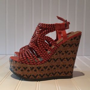 Mossimo Orange & Black Wedges size 38